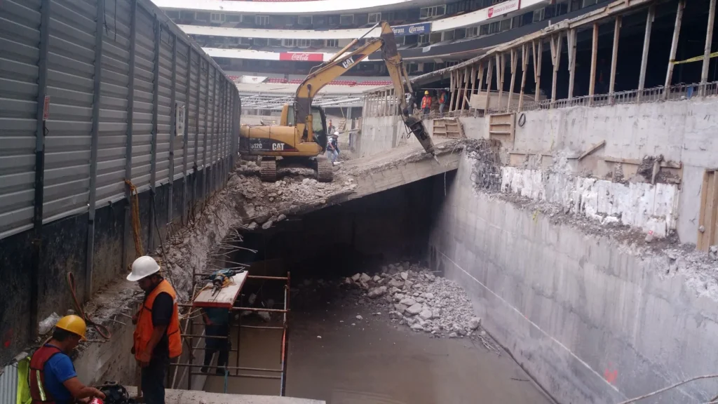 Estadio Azteca — ingeniería estructural, Alonso Asociados
