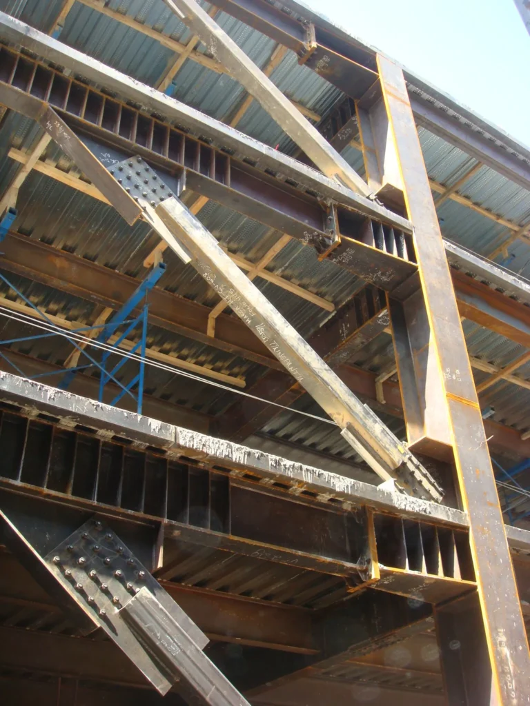 Hospital Regional Tlalnepantla ISSEMyM — ingeniería estructural, Alonso Asociados