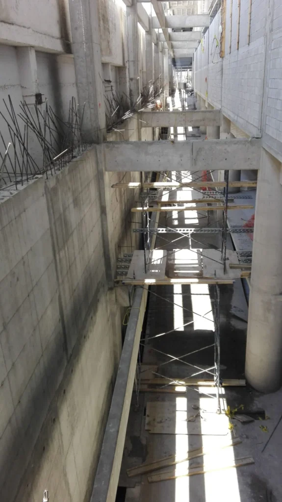 Puerta La Victoria — ingeniería estructural, Alonso Asociados